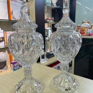 Âu pha lê nắp cao Bohemia Crystal 55cm