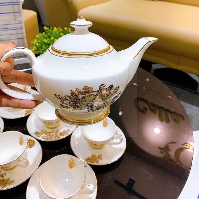 bo-am-chen-tra-va-ke-banh-su-xuong-imperial-hoa-cuc (6) Bộ ấm chén trà và kệ bánh sứ xương Imperial Hoa Cúc