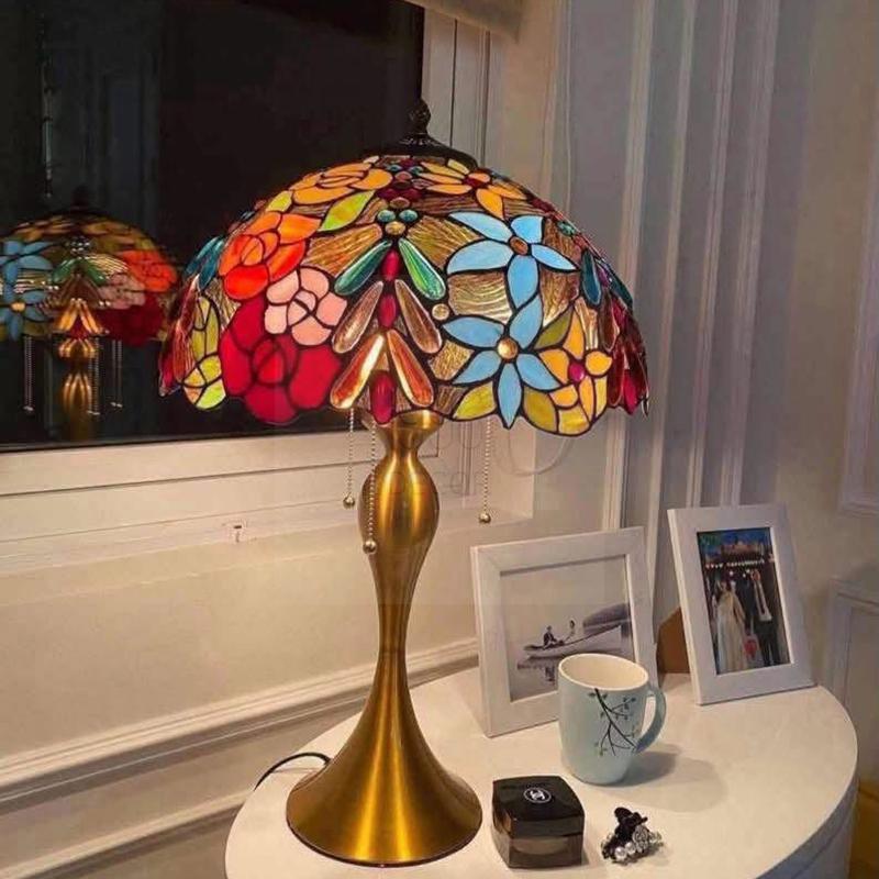 den-quy-toc-tiffany-cao-60cm (3) Đèn quý tộc Tiffany (cao 60cm, chao rộng 40cm)