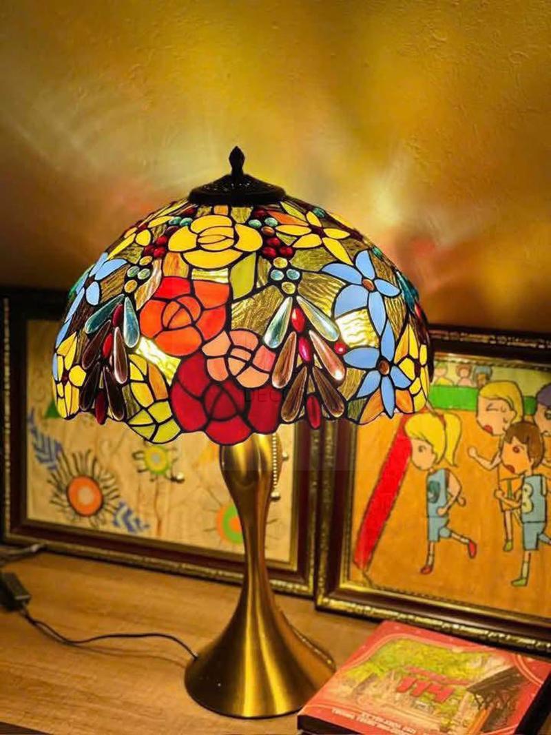 den-quy-toc-tiffany-cao-60cm (4) Đèn quý tộc Tiffany (cao 60cm, chao rộng 40cm)