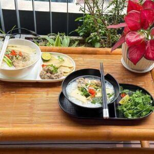 Set 2 bát ăn phở kèm 2 đĩa Royal Berlin