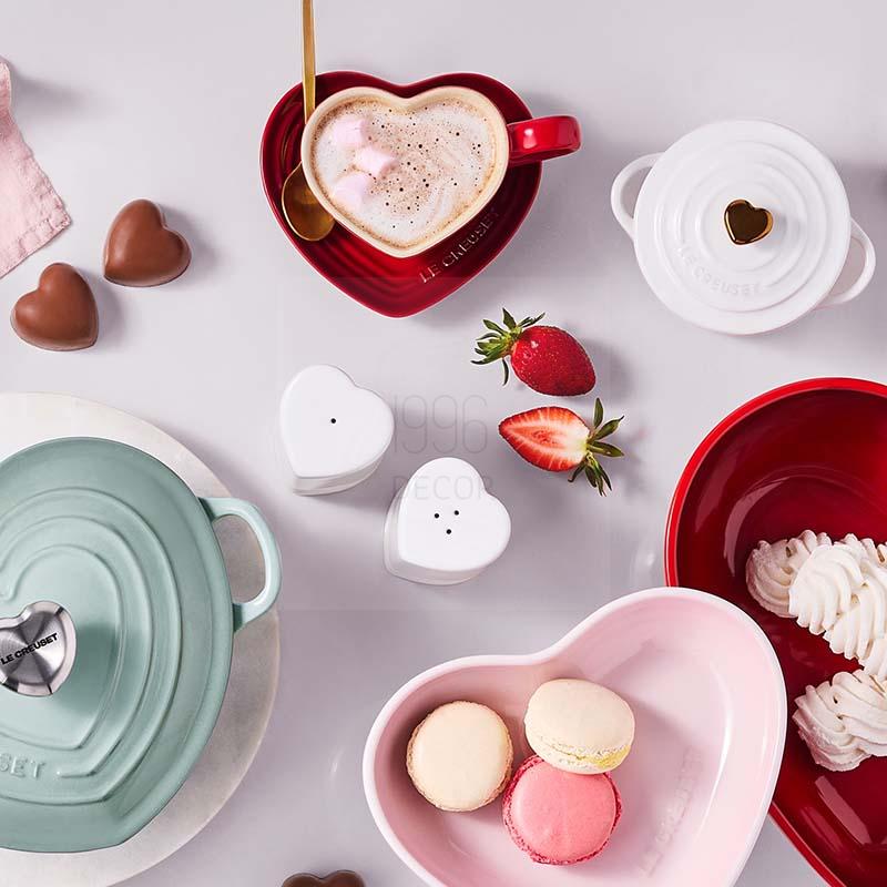 set-coc-va-dia-hinh-tim-le-creuset (10) Set 4 cốc và 4 đĩa hình tim Le Creuset